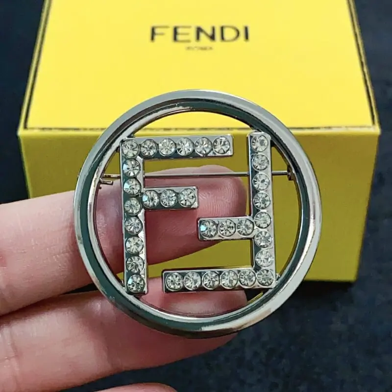 fendi brooches pour femme s_1252012